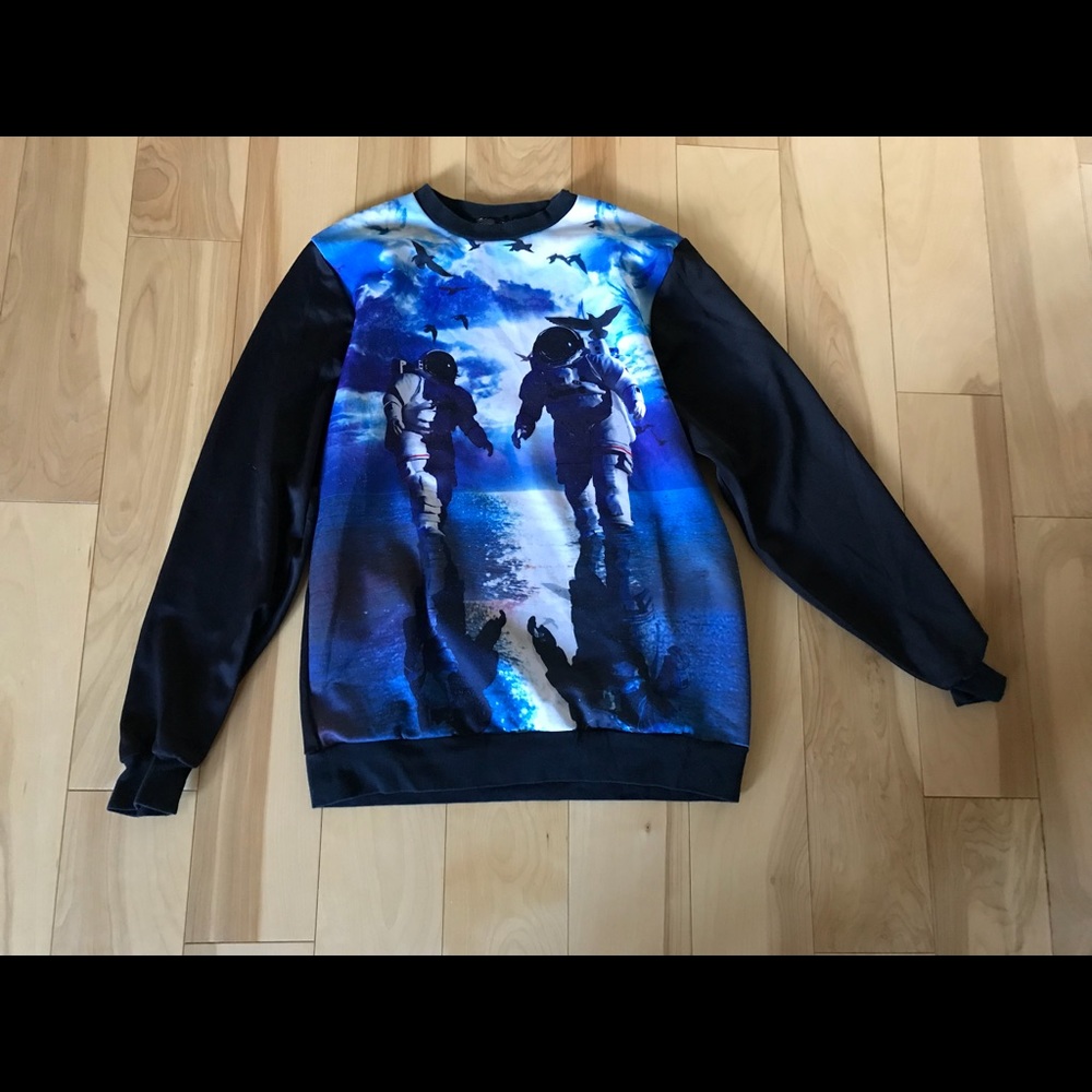 Men’s Graphic Crewneck