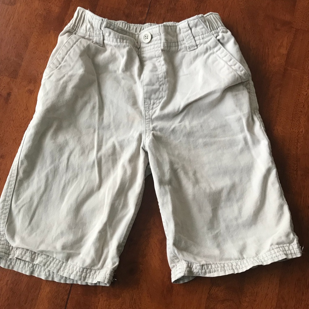Boys Sonoma light khaki shorts size 7