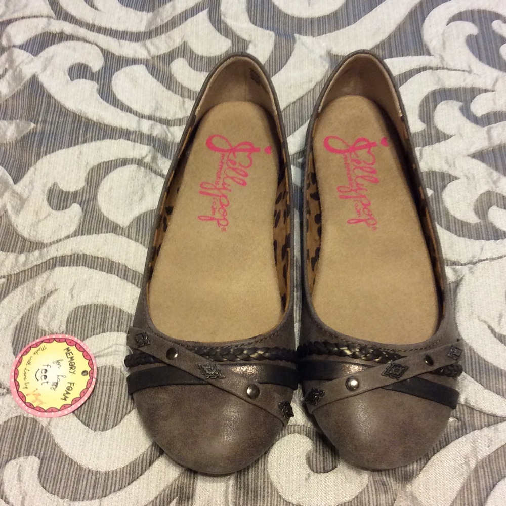 Never worn before Jelly pop flats 8M
