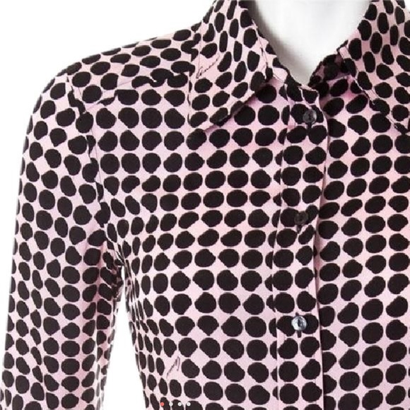 SOLD!🤑✅Silk button down blouse/shirt 👚 - Picture 2 of 8