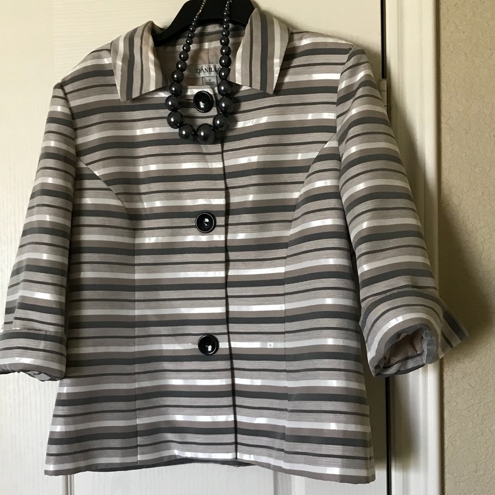 Beautiful Lined Blazer