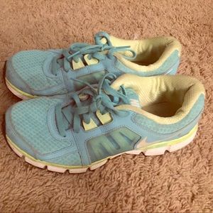 Dual Fusion Nike Shoes