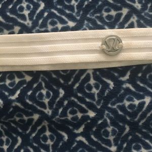 Free Flow Lululemon Headband