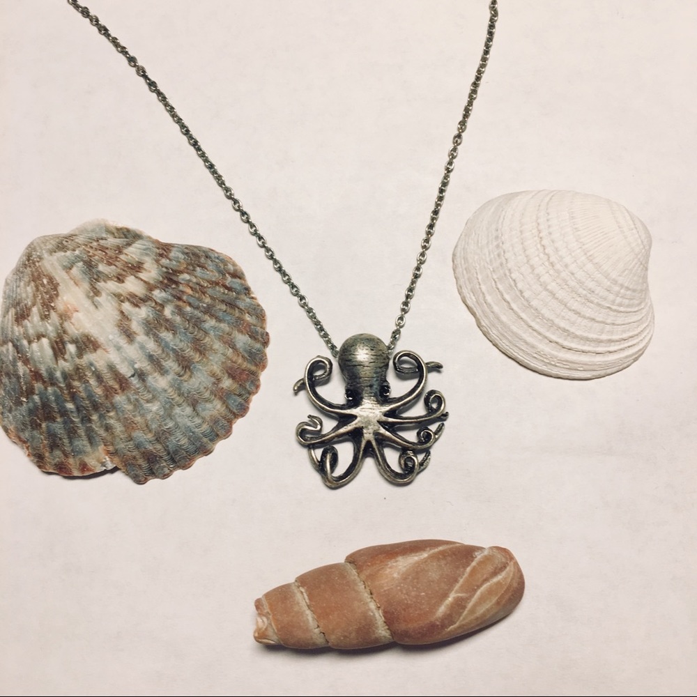 ✨HOST PICK✨ Octopus Necklace 🐙
