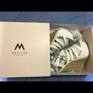 Madison White Wedges