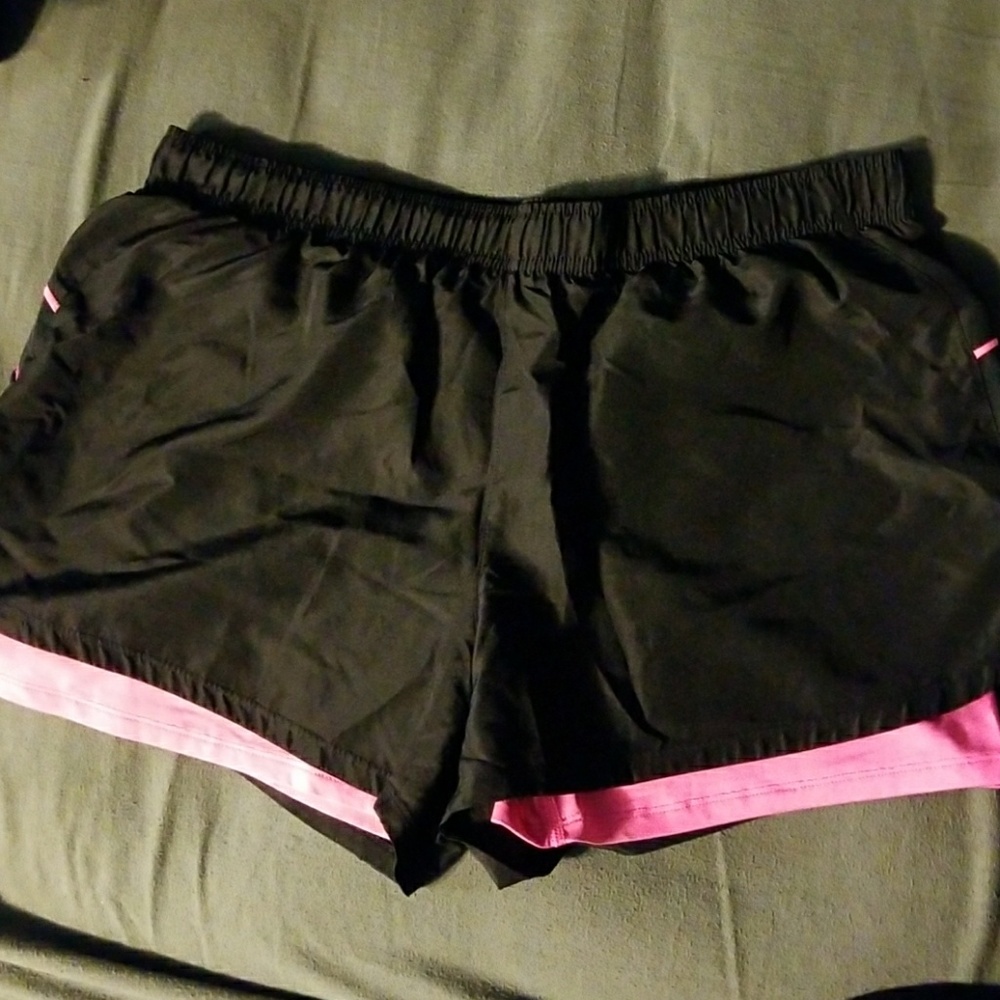 Avia large workout short