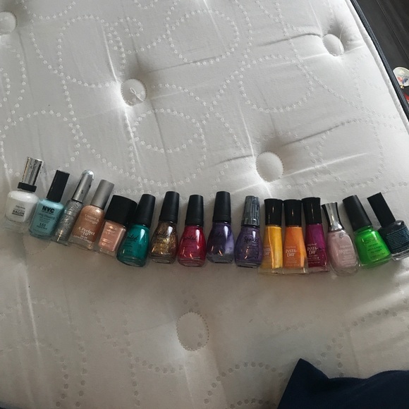 Nail Polish Lot - Picture 1 of 4