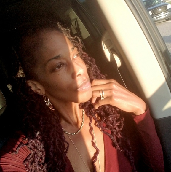 Meet your Posher, Chandra - Picture 2 of 2