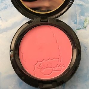 The Simpsons: Powder Blush – in “Pink Sprinkles”