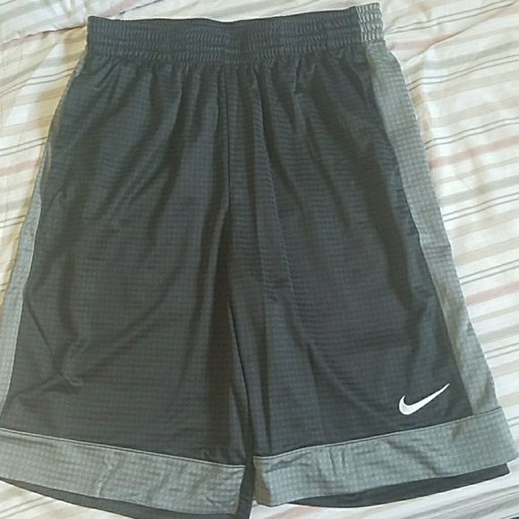 Nike athletic shorts - Picture 1 of 2