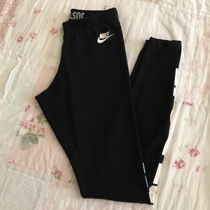 Nike leggings