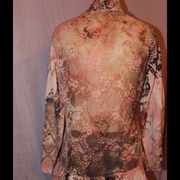 Lace and beaded cardigan - Picture 3 of 3