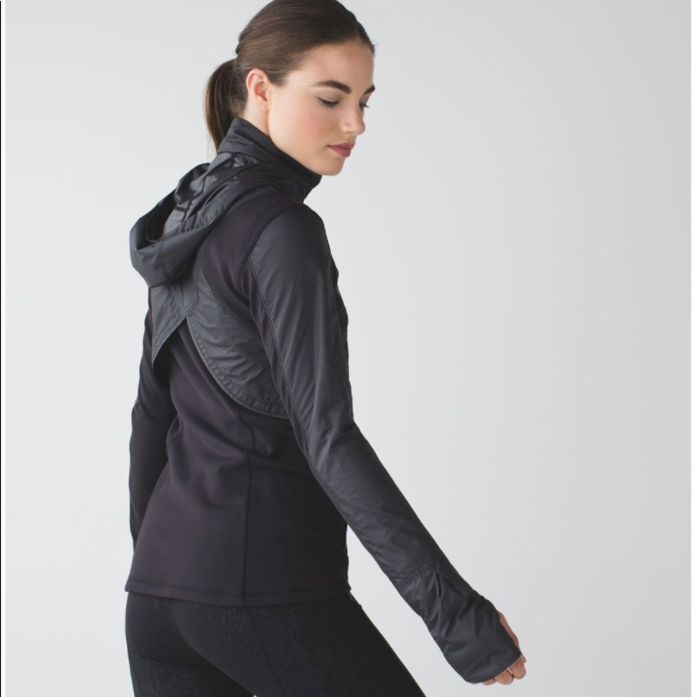 Lululemon Kanto Catch Me Run Jacket - Size 8 Black