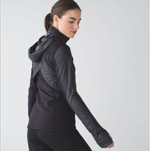 Lululemon Kanto Catch Me Run Jacket - Size 8 Black