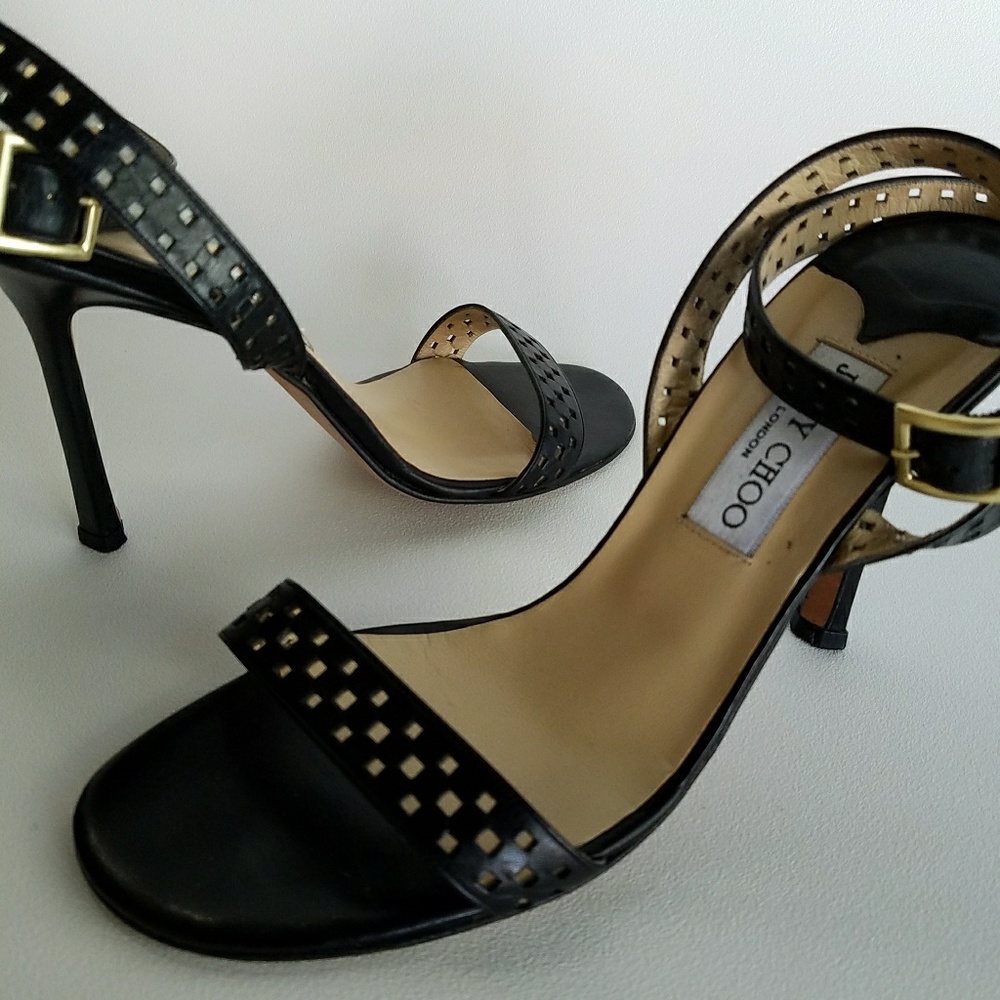 Jimmy Choo Heels😚