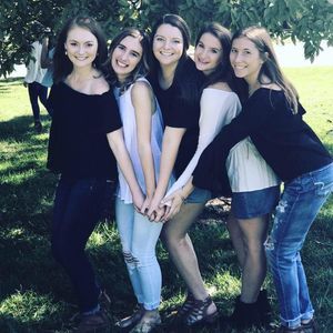 Meet your Posher, Grace