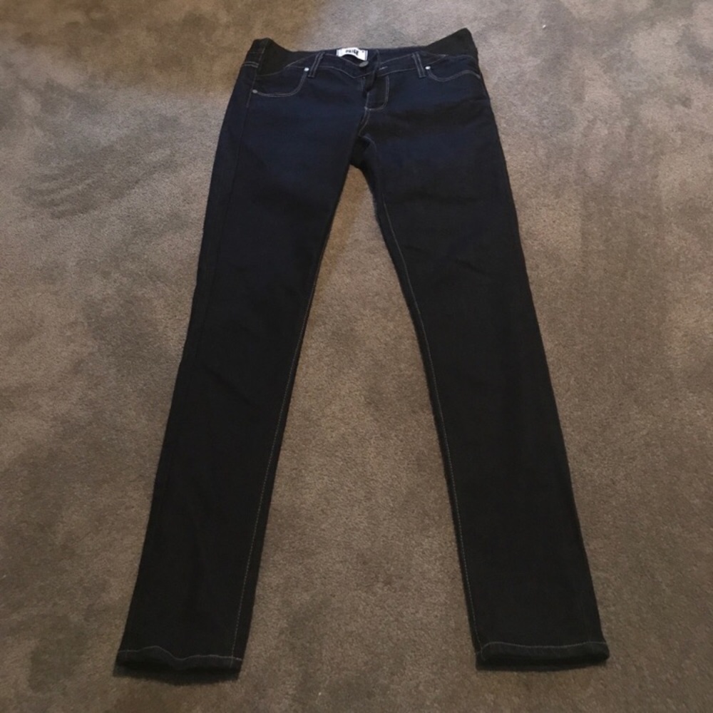 EUC condition Paige Denim Maternity Jeans 28.