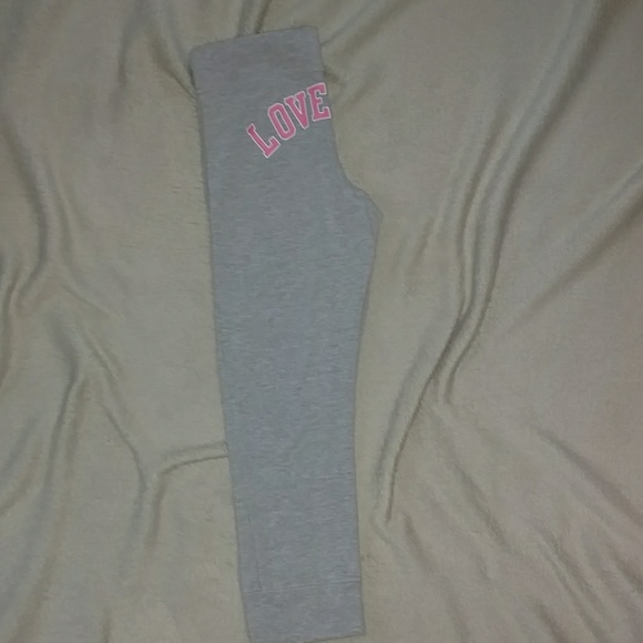 (PINK) NEW MID CALF LEGGINGS - Picture 5 of 8