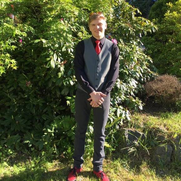 Meet your Posher, Joshua - Picture 1 of 1