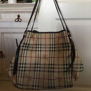 Burberry Canterbury Tote Medium