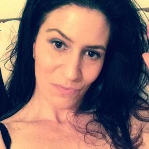 Meet your Posher, Jena