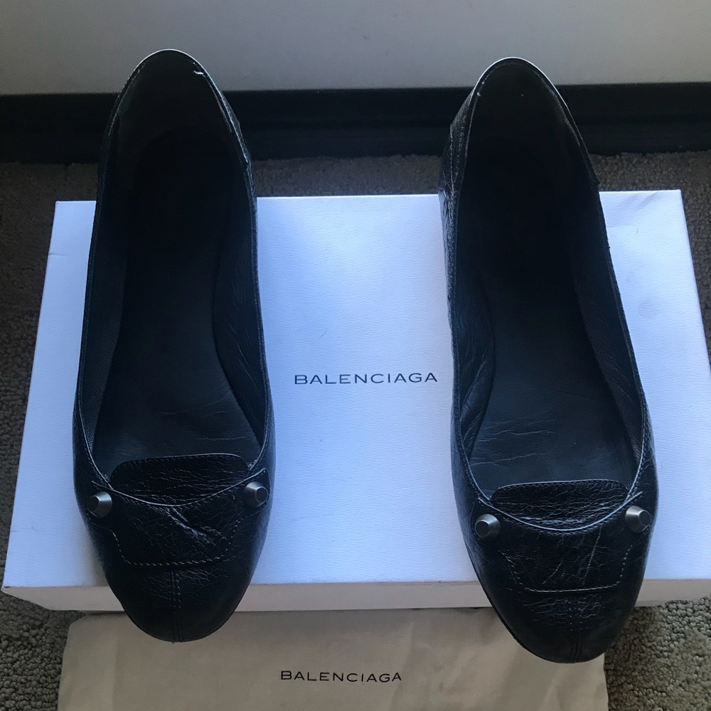 Balenciaga flats