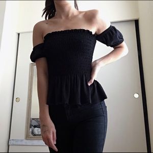 Kendall & Kylie off the shoulder top