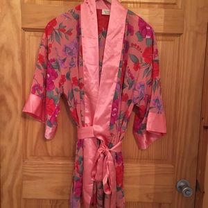 Victoria’s Secret Robe- NWOT