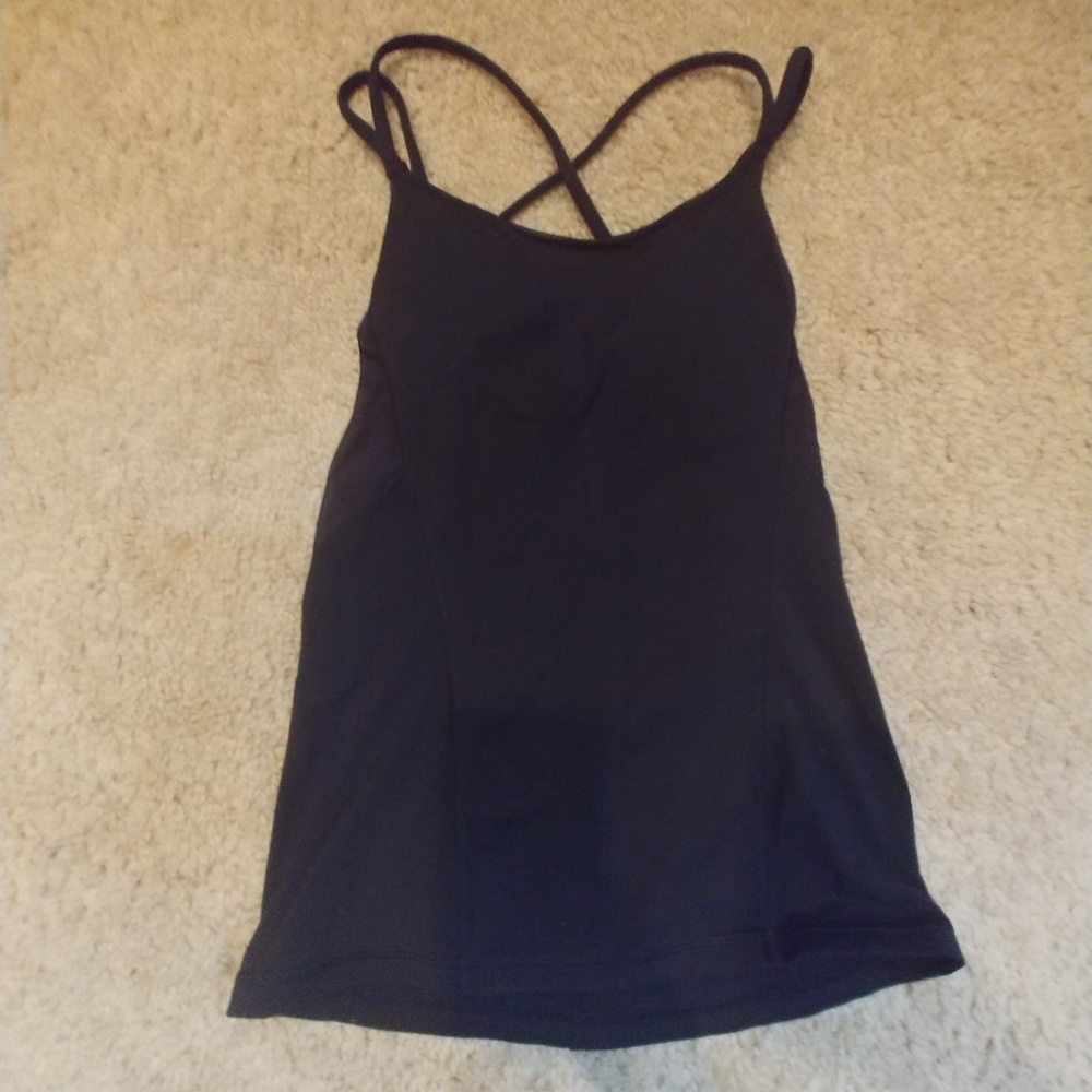 Lululemon Mesh Tank - Picture 2 of 5