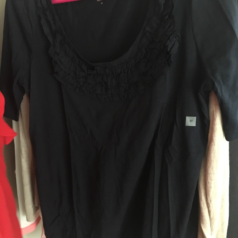 Navy t-shirt/blouse