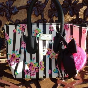 Betsey Johnson Handbag / Purse