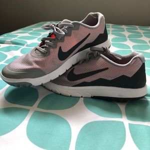 Women’s Nike Flex Experience RN 4