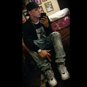 Meet your Posher, Julian