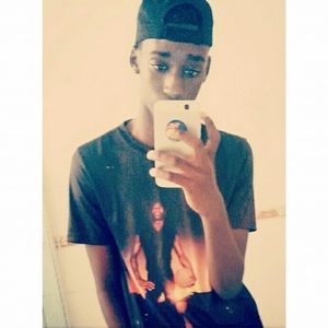 Meet your Posher, Clovis