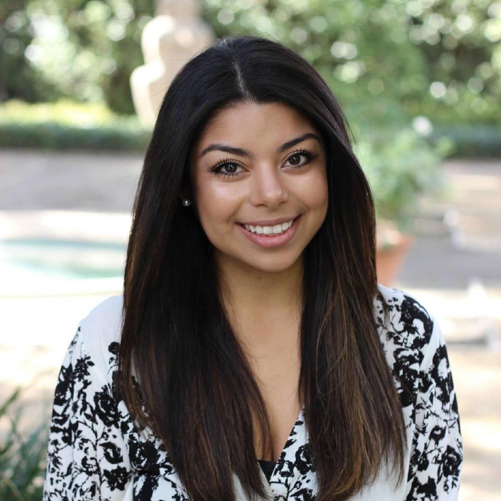 Meet your Posher, Nicole