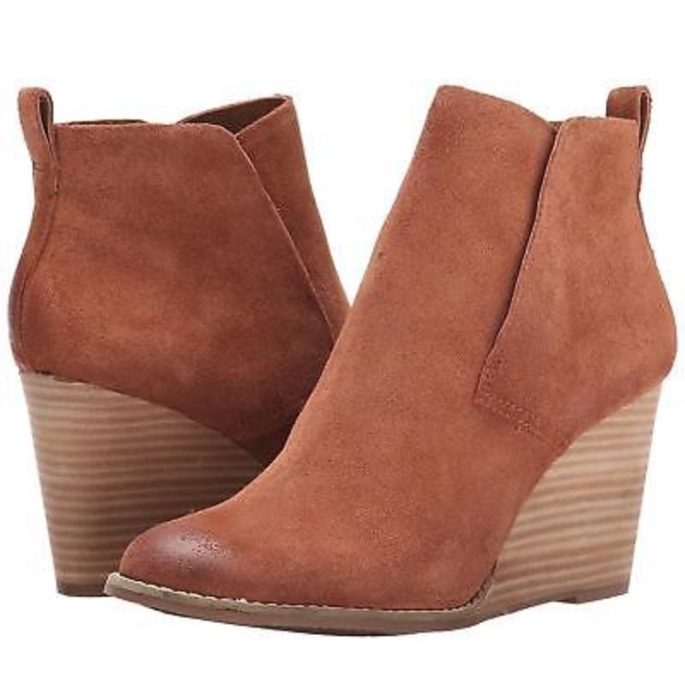 Never Worn Lucky Women's YONIANA Bootie