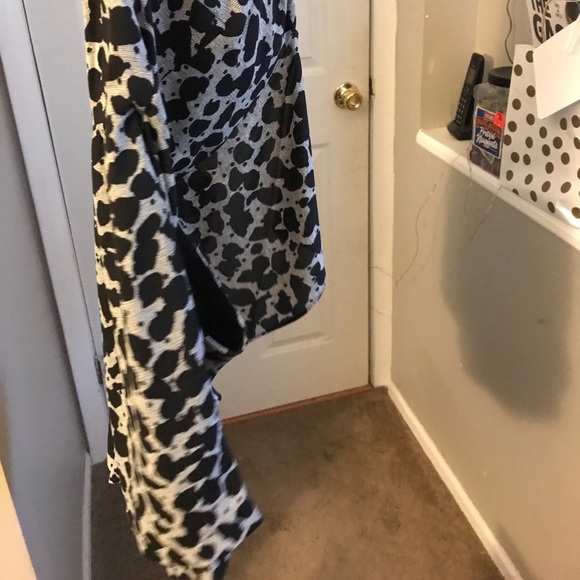 Black and gray romper - Picture 3 of 4