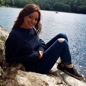 Meet your Posher, Delaney