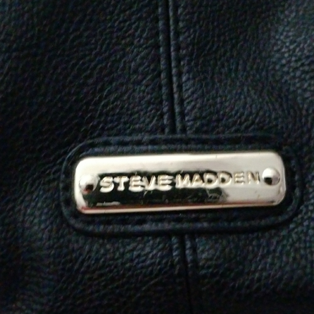 Steve Madden Black and Silver Leather Bag - Picture 3 of 8