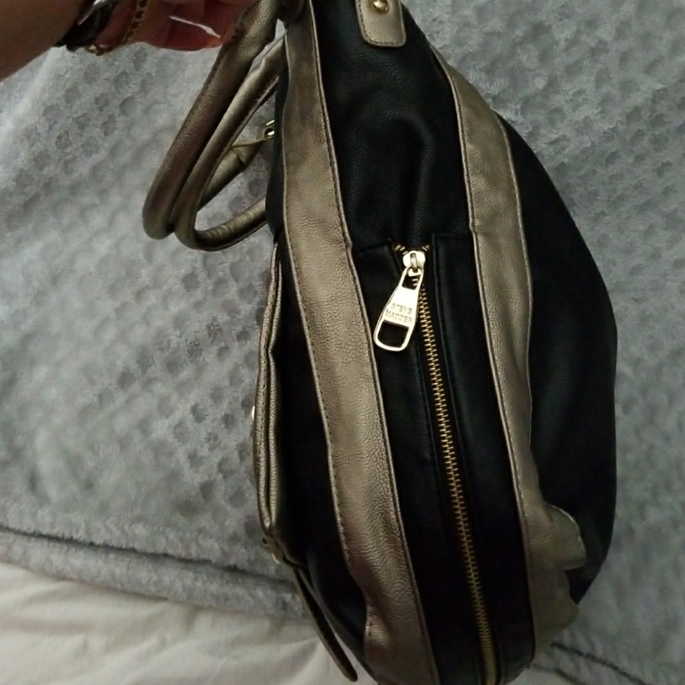 Steve Madden Black and Silver Leather Bag - Picture 4 of 8