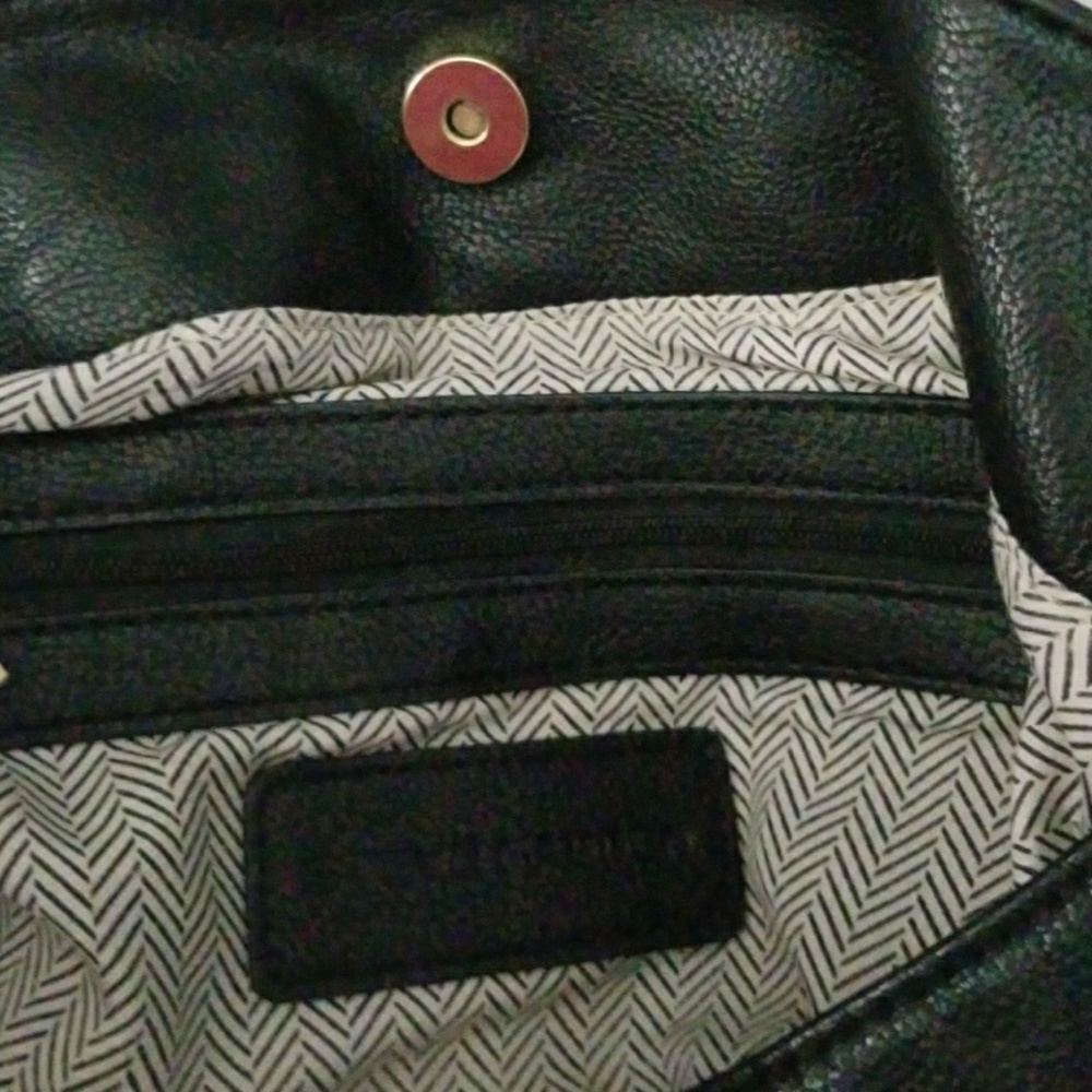 Steve Madden Black and Silver Leather Bag - Picture 7 of 8