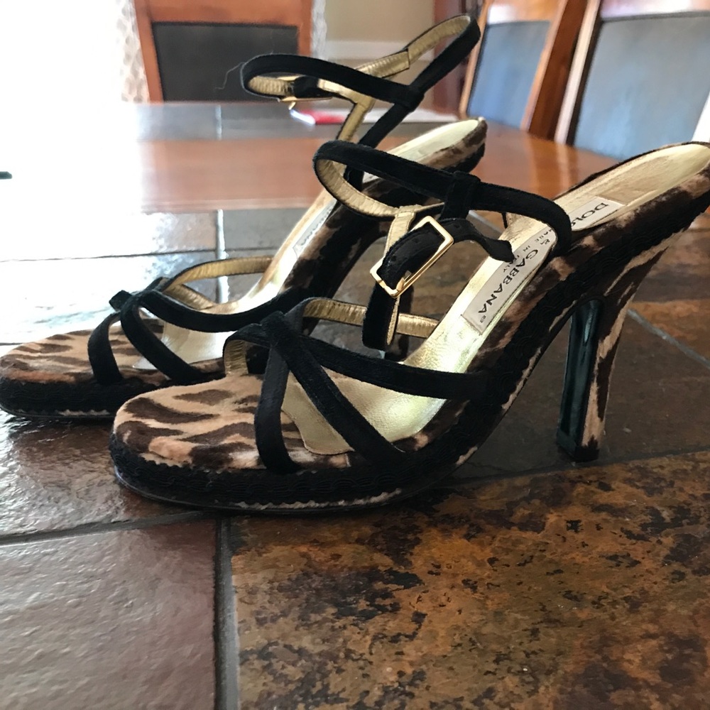Dolce and Gabbana leopard shoes