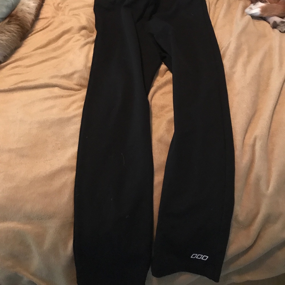 Lorna Jane Black crop leggings