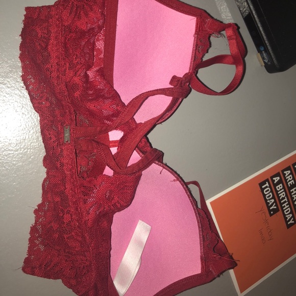 Bra - Picture 2 of 3