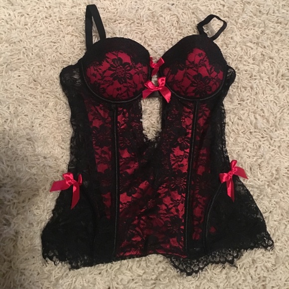 lingerie hot topic