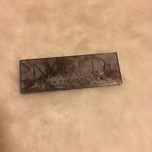 UD Naked Smokey Pallet,$24.00