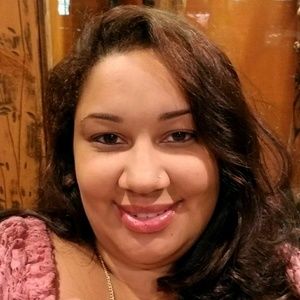 Meet your Posher, Manuela