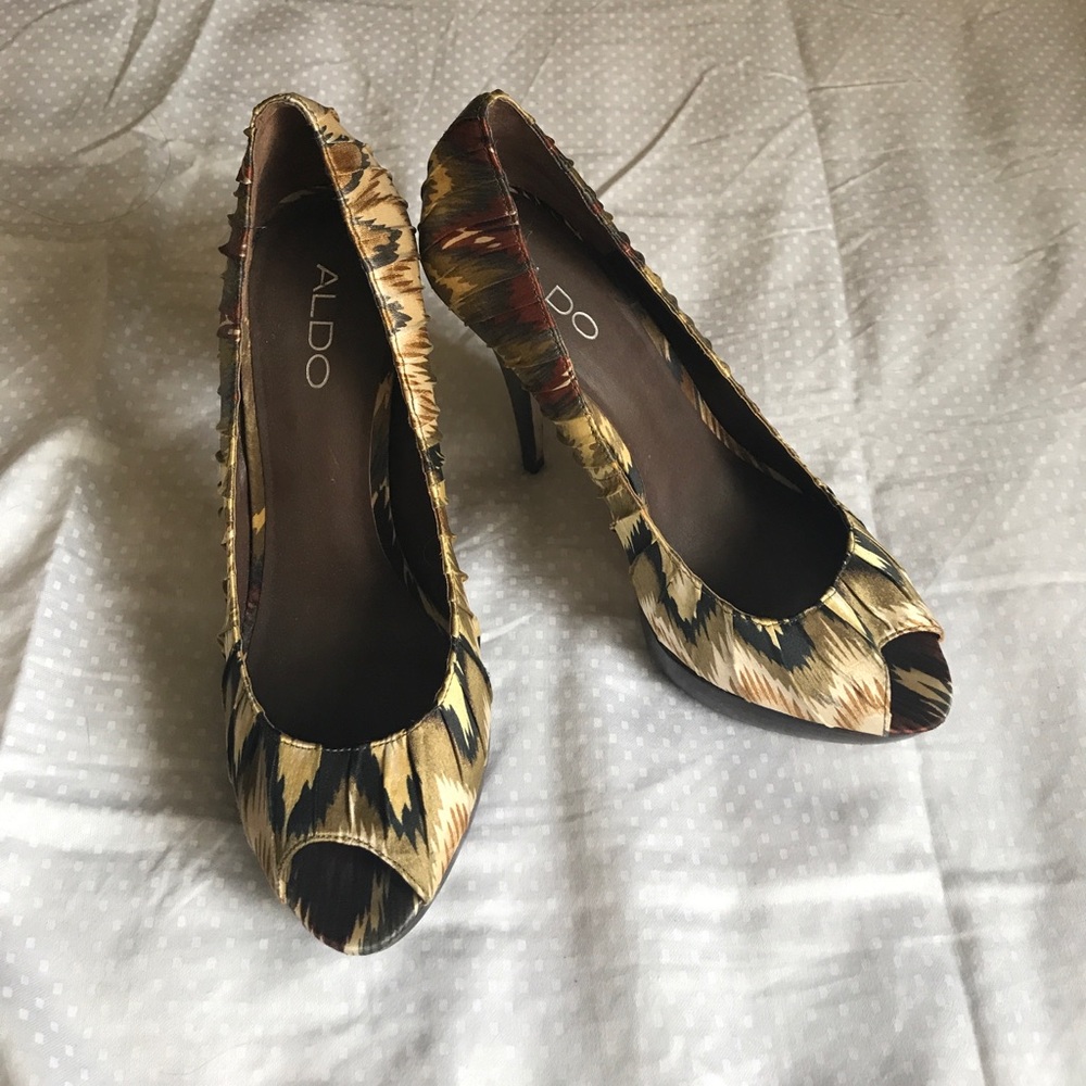 Aldo  Size 40. Multi-Brown Peep-Toe Heel