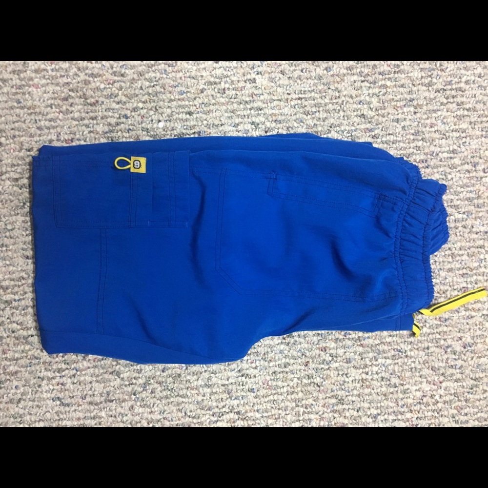 Wonder wink scrub bottoms