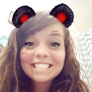 Meet your Posher, Lacey